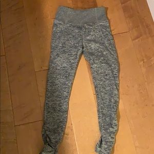 Calia by Carrie Underwood leggings